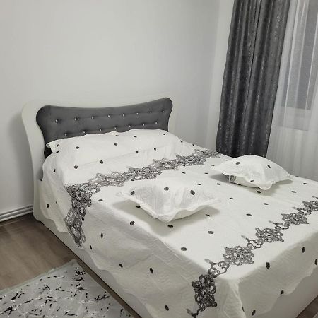 Apartament Regim Hotelier 2 Jassy Zewnętrze zdjęcie